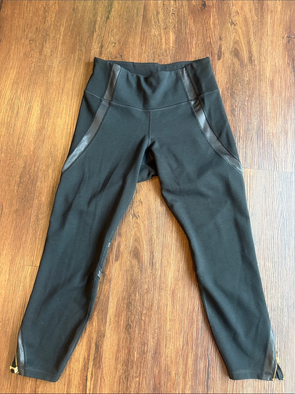 Old Navy Black Leggings with Satin Trim and Gold Zipper Ankle Detail